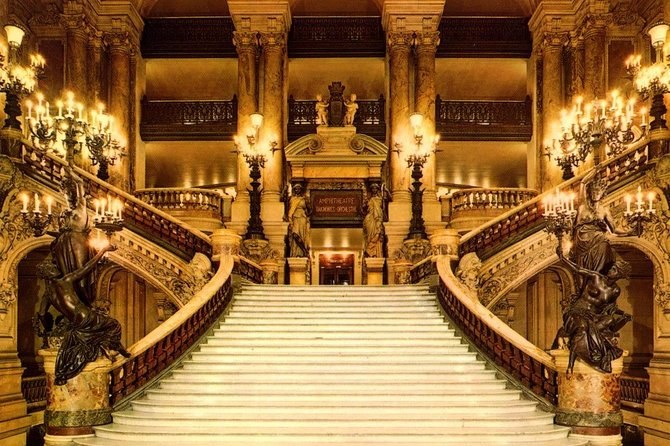The Grand Staircase of the Palais Garnier in white and coloured marble